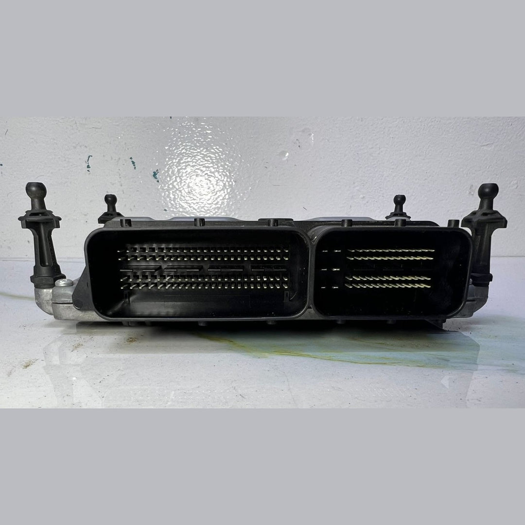 2008-2012 Mercedes-Benz C300 Engine Control Unit A2721500079 W204 