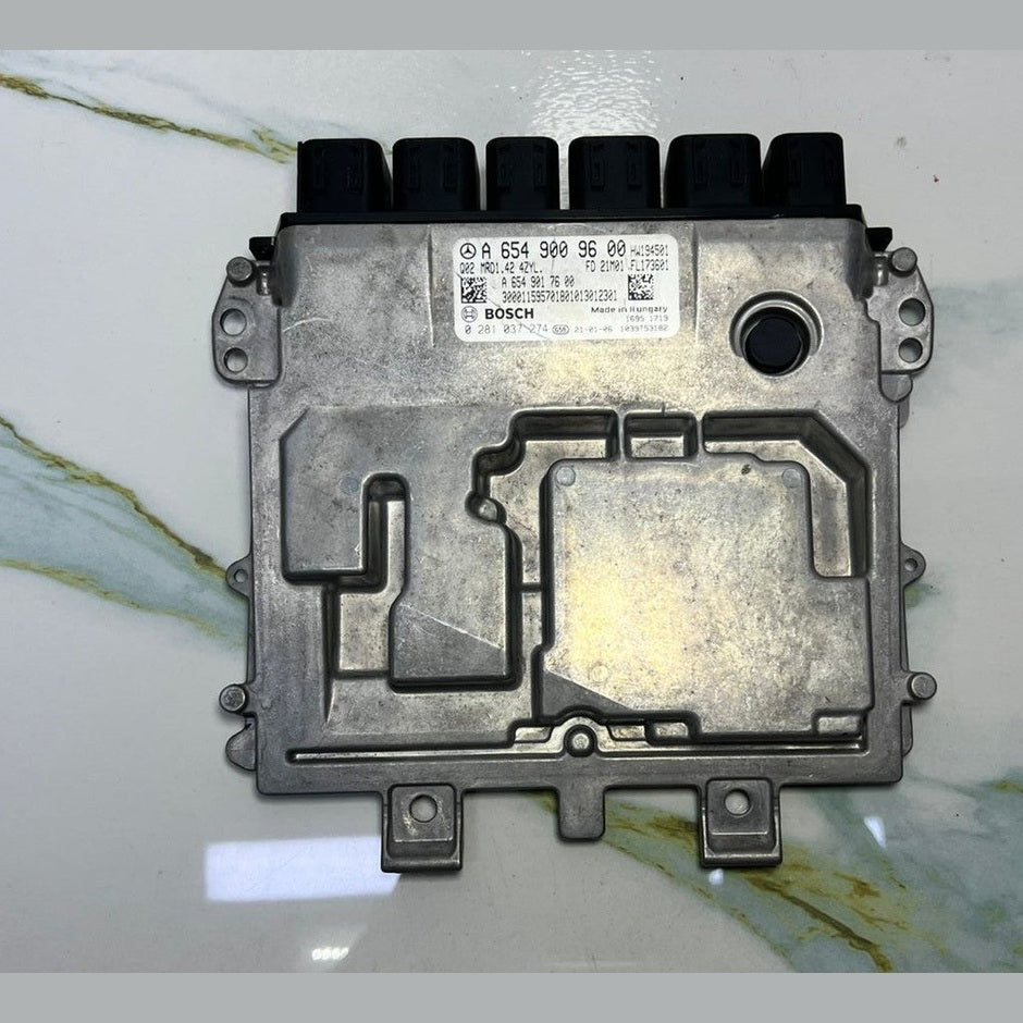19-23 Mercedes W177 A-Class Engine Control Module Unit ECM ECU A654 9009600 OEM