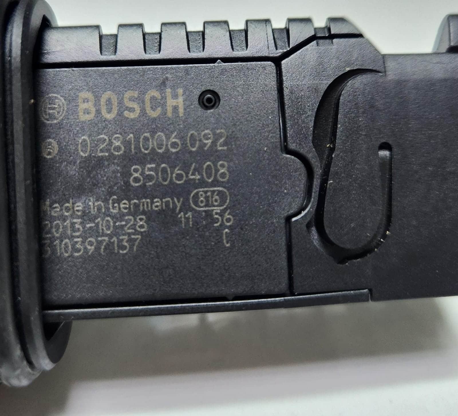 2015-2017 BMW X3 Mass Air Flow Sensor 8506408 F10 F11 5 Series 518D 520D 525D
