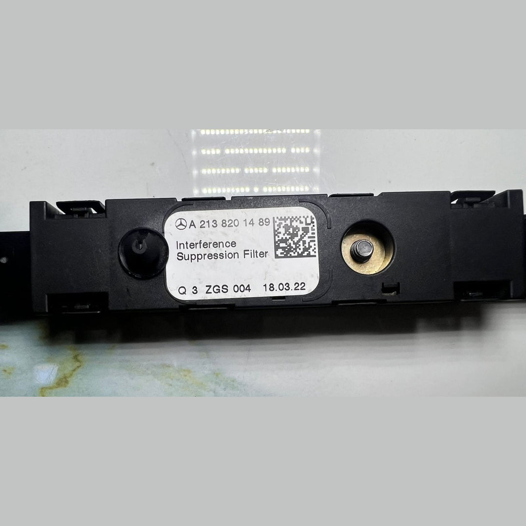 2016 Mercedes E200 Antenna Amplifier Interference Filter A2138201489 W213 E-Clas