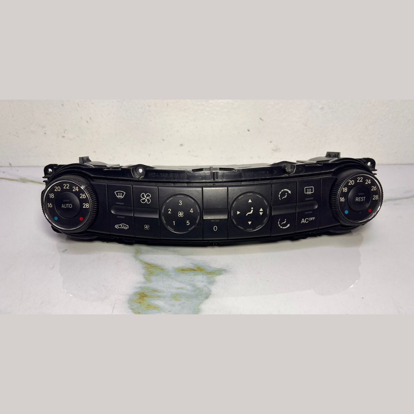 Mercedes-Benz Heater Control Panel 211 830 0190 E-Class W211 