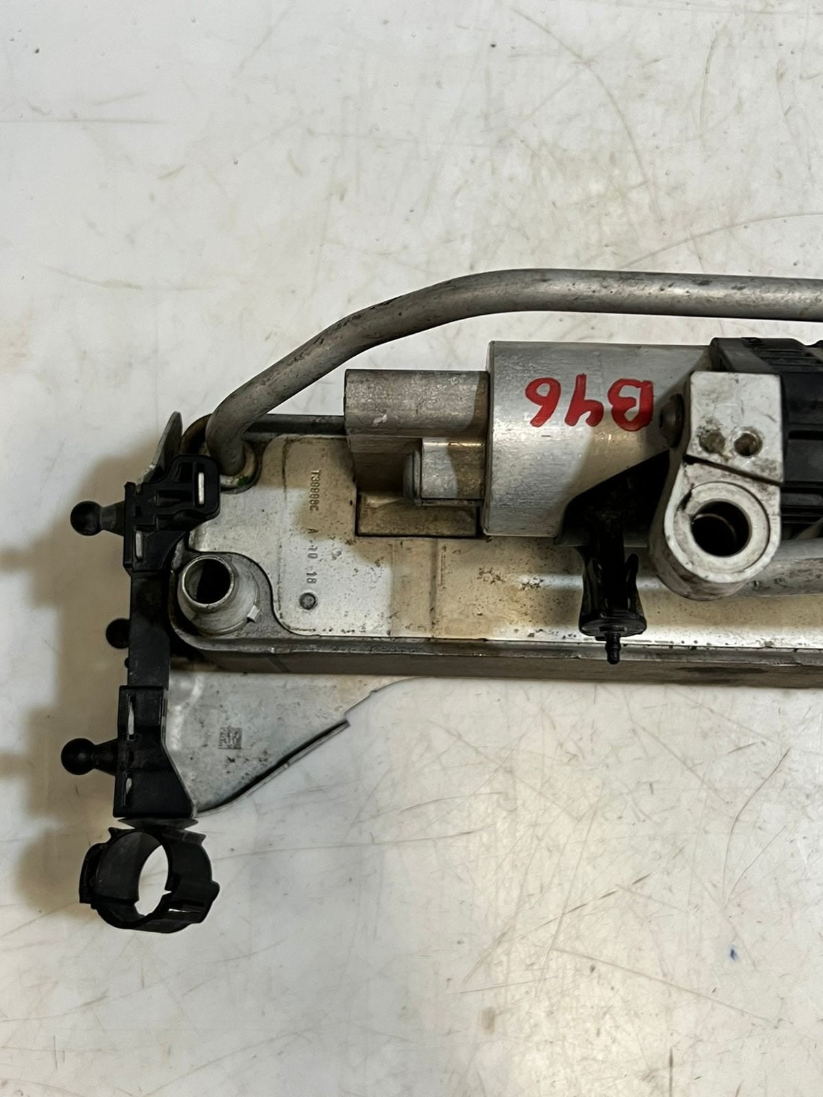 2018 BMW 320i F20 F21 F22 F23 F30 Air Conditioning Condenser With Drier 9471521