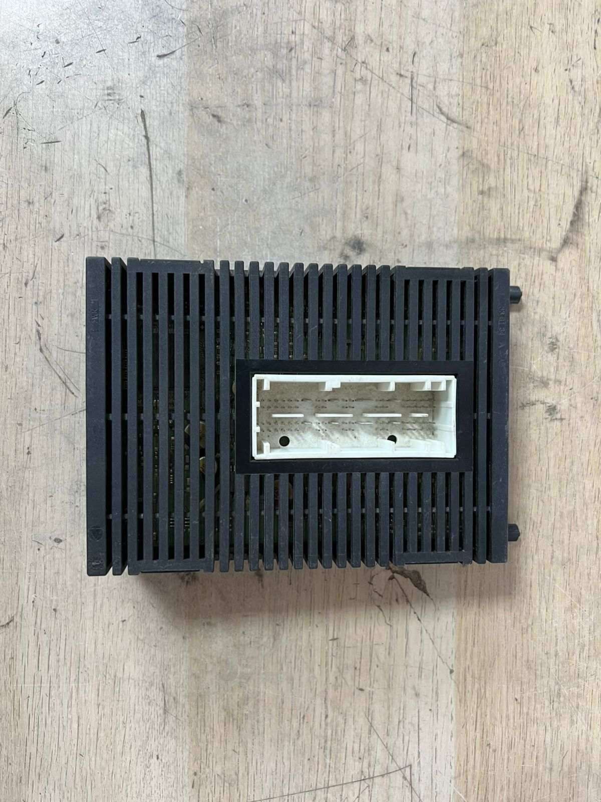 2007-2010 BMW X3 E83 Headlight faceLight Control Module 3451528
