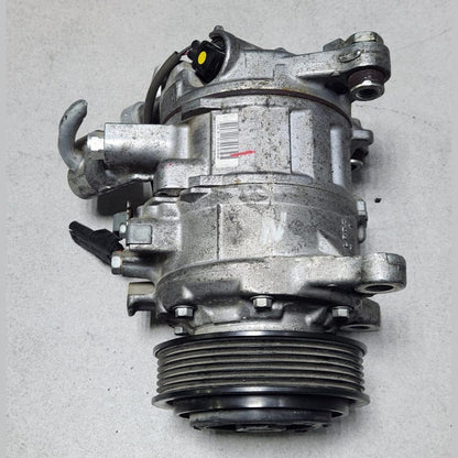 BMW Air Conditioning Compressor 9330831 3 Series F30 F30 F34 GT and 1 Series    