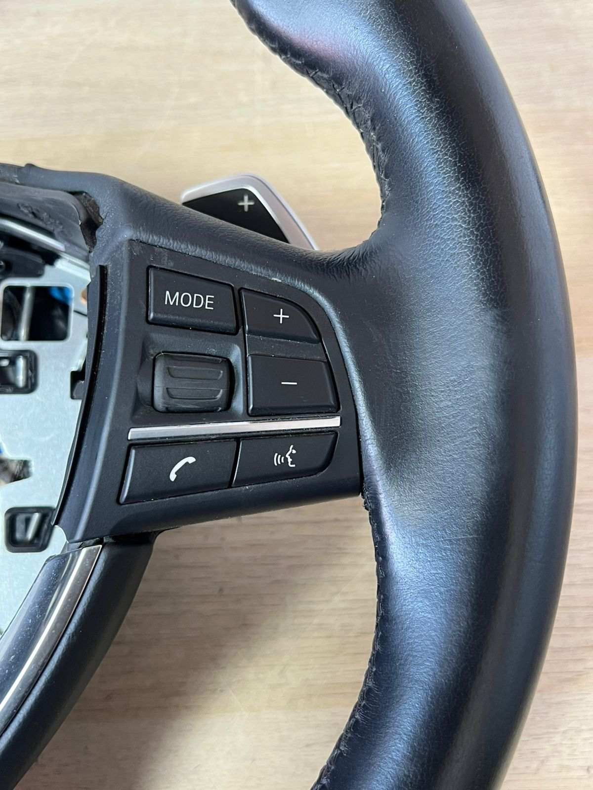 2012 BMW 528i Steering Wheel 6102240 F10 F07 F01 5 Series and 7 Ser