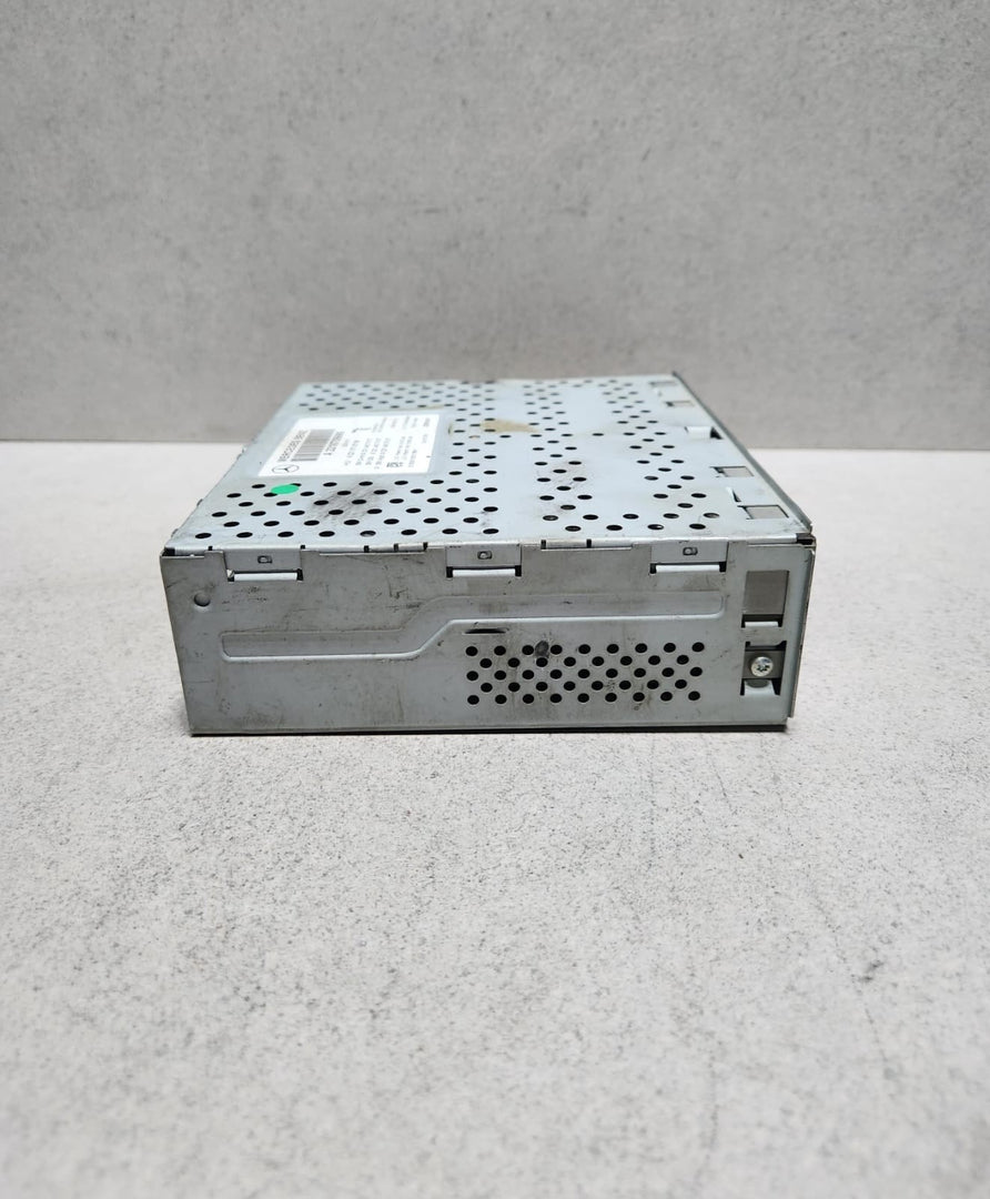 Benz TV Tuner A2218705689 E-Class E-Class models for audio system