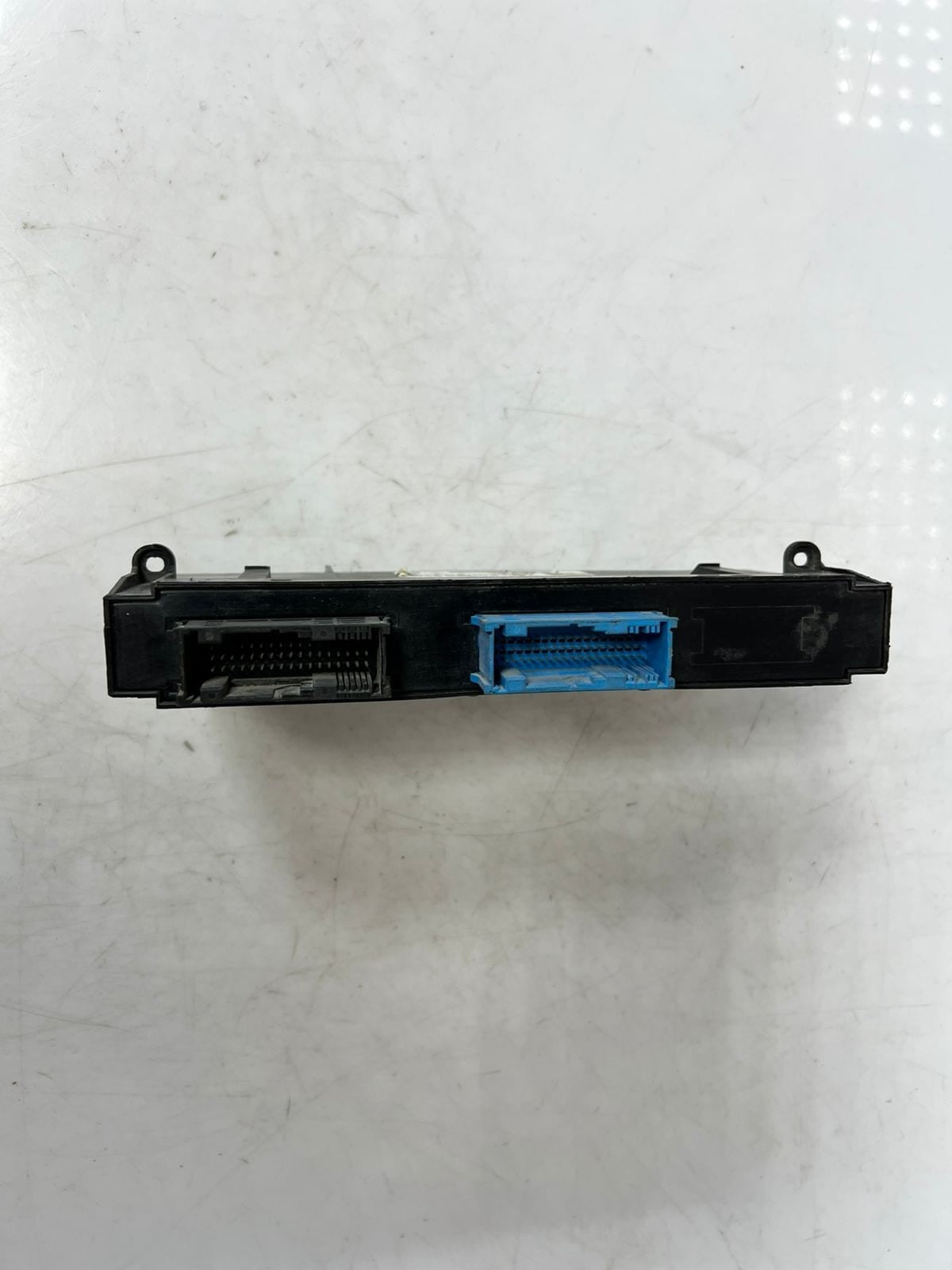 2007-2008 BMW 323i 320i E90 Body Control Module BCM 9177986 OEM