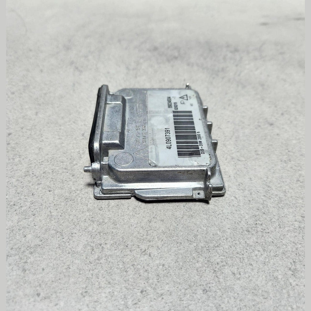 BMW E87 Xenon Headlight Ballast Control Unit 8903493 E81 E82 E87