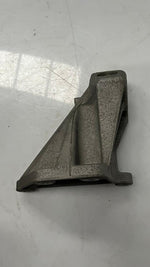 Bild in die Galerieansicht laden, 2012-2018 BMW M6 F13 S63 V8 Engine Mount Bracket 2211228411201 