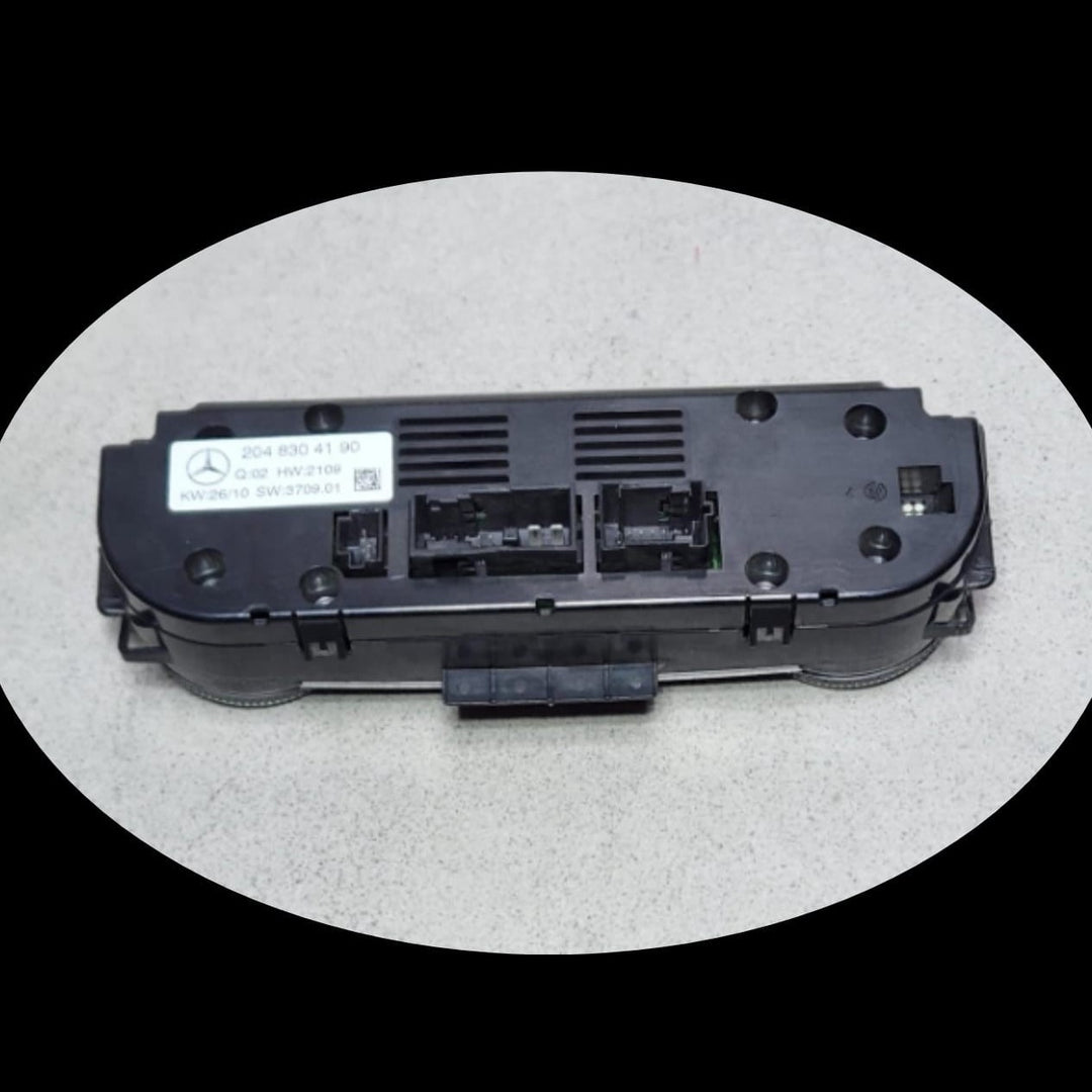Mercedes-Benz Climate Control Unit 2048304190 C-Class W204