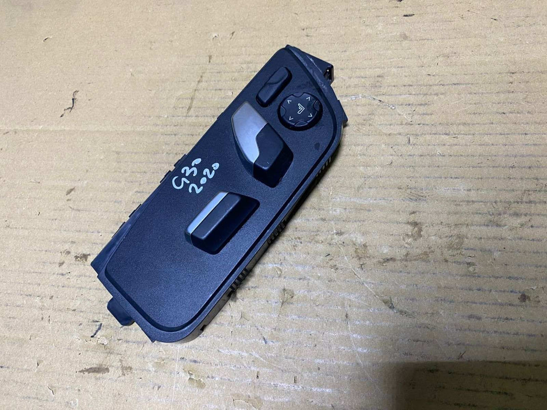 2018-2023 BMW 540i Seat Adjustment Power Control Switch 9458828 G30 G31 5 Series