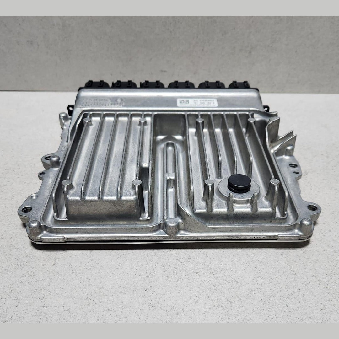2018 BMW 730e G11 Engine Control Unit 8691846 G30 G12 730e 740Le ECU SET 