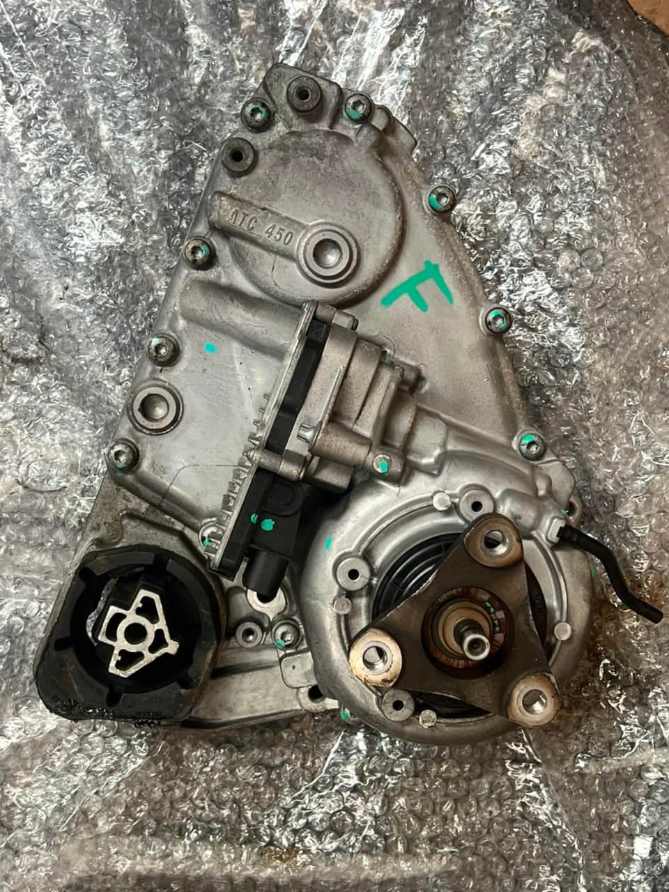 2011 BMW X3 F25 xDrive N55 ATC450 DRISTRIBUTOR Transfer Case 7619776 OEM