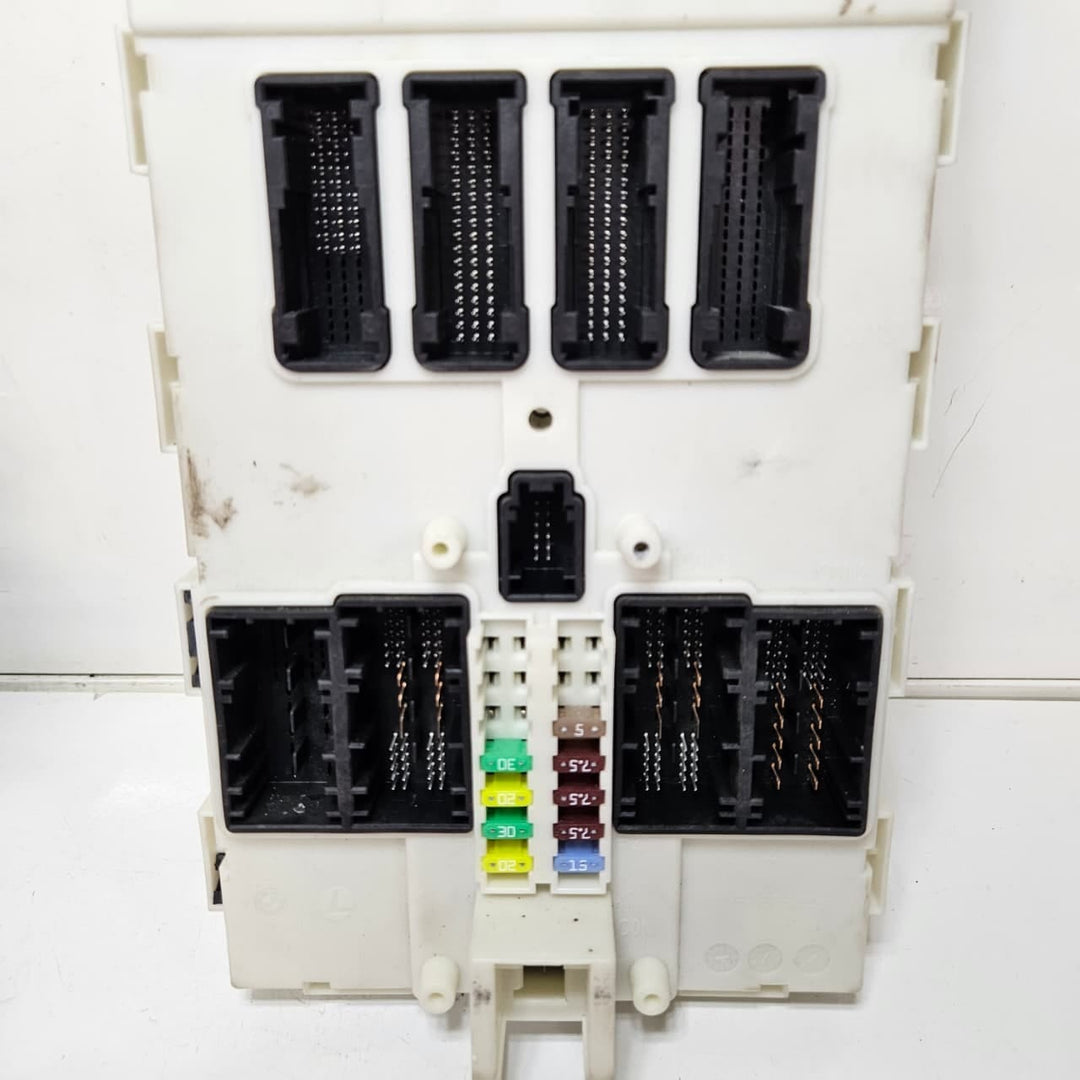 7649279-2013 BMW 5 Ser F10 F11 B38 Active Hybrid ECM Engine Control Unit DME Set