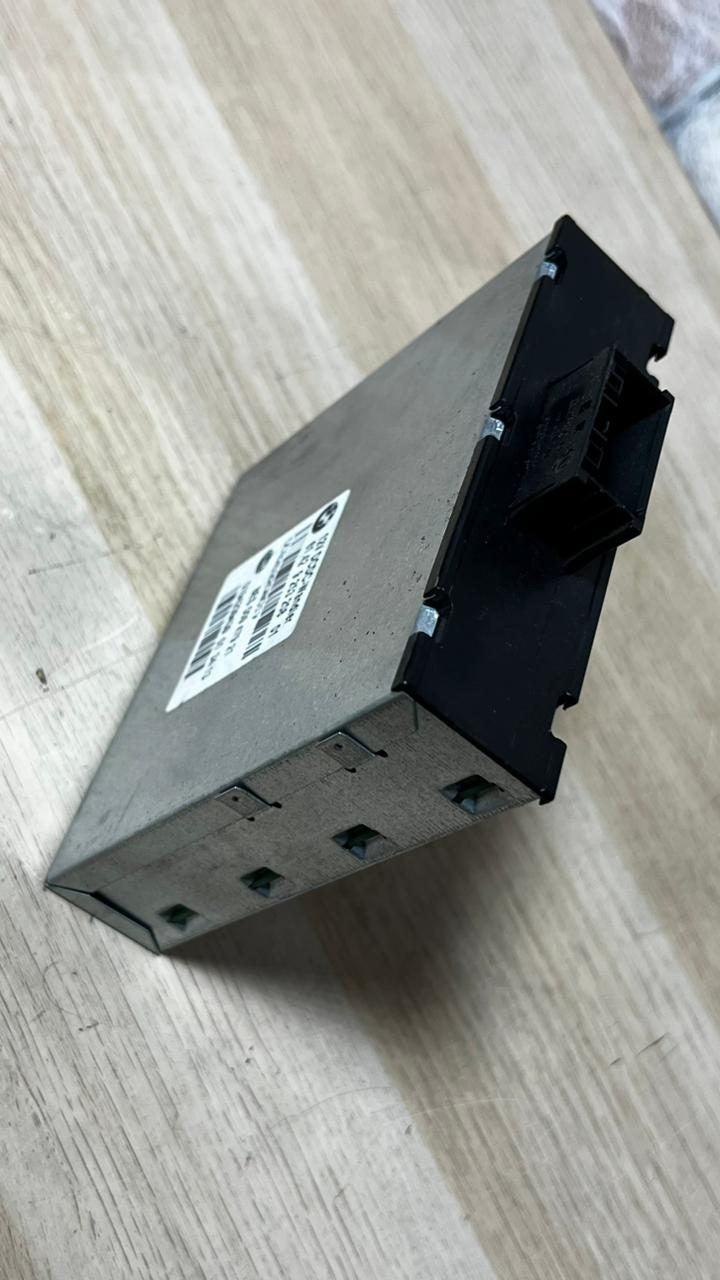 12-15 BMW X1 E84 E90 E92 E93 M3 9253208 Voltage Converter Control Module 