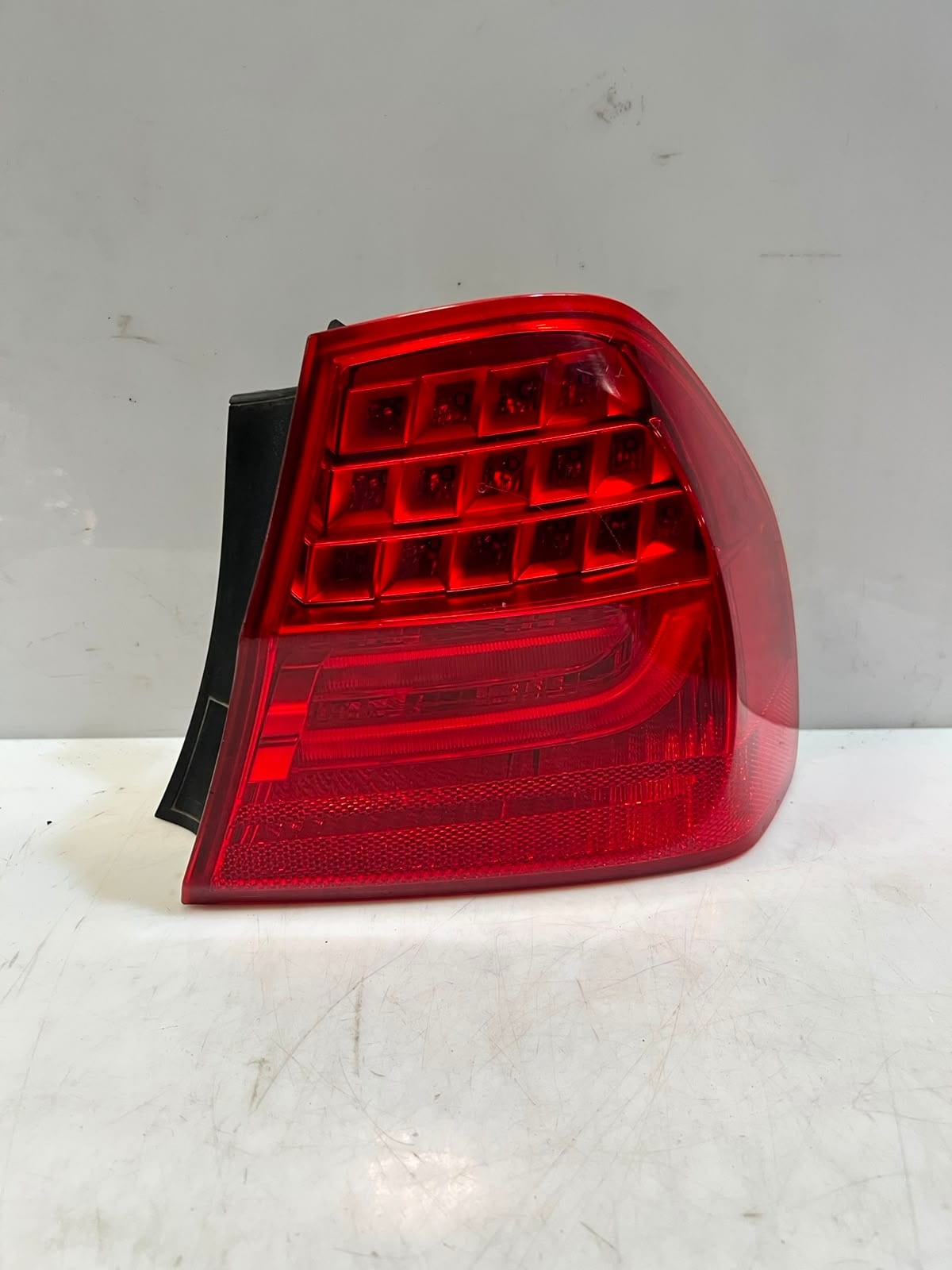 2009-2011 BMW 3 Series E90 323i Rear Right Tail BACK Light 7289430 USA OEM