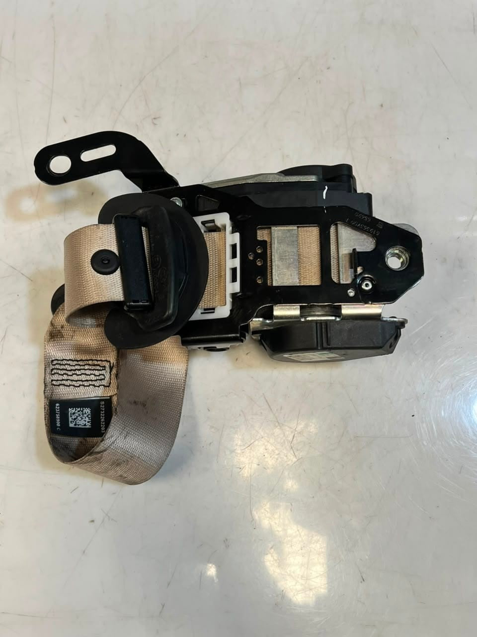 BMW 5' 7 SERIES F10 F11 F01 F02 Front Right Seat belt 6237430 OEM