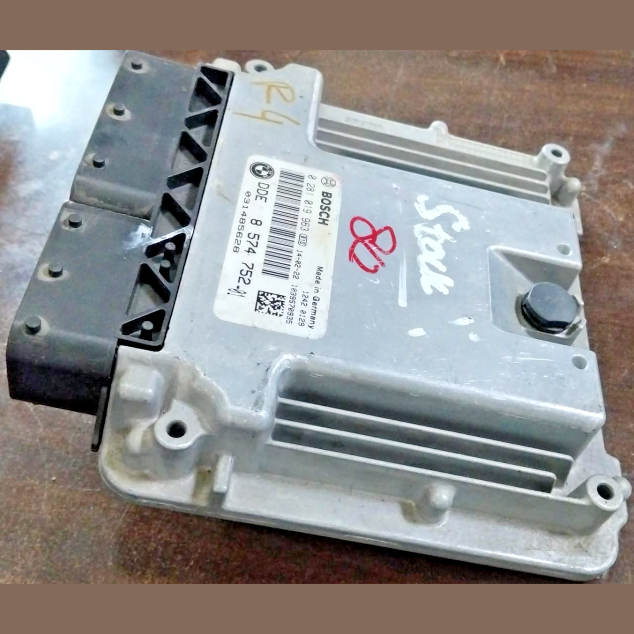 BMW 1 Series F20 2015 - 2019 2.0 Diesel Engine Control Unit ECU DDE 8574752