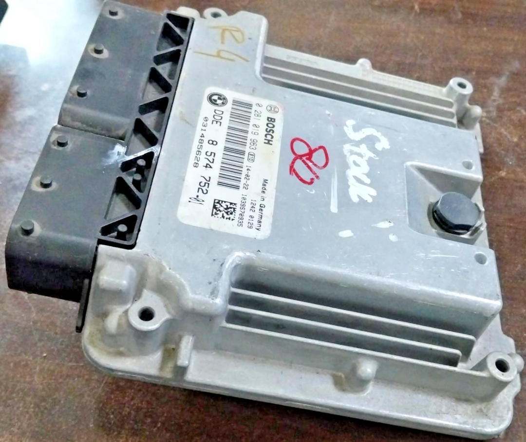 BMW 1 Series F20 2015 - 2019 2.0 Diesel Engine Control Unit ECU DDE 8574752