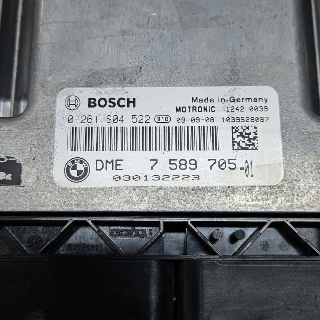 BMW Engine Control Unit DME ECU SET E90 N46N engine 7589705 BMW E90 E60 118i 120