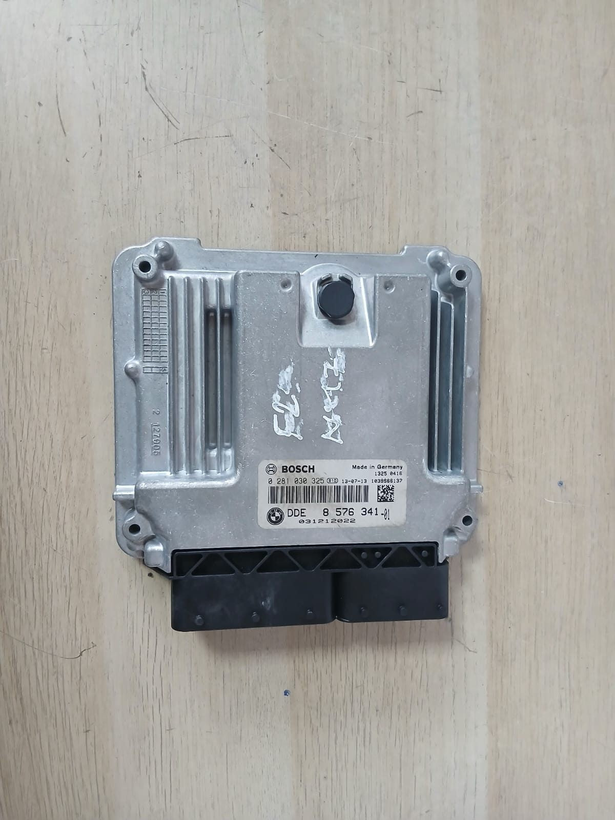 BMW F31 2.0 diesel Engine Control Unit ECU SET DDE + FEM + 2KEYS 8576341
