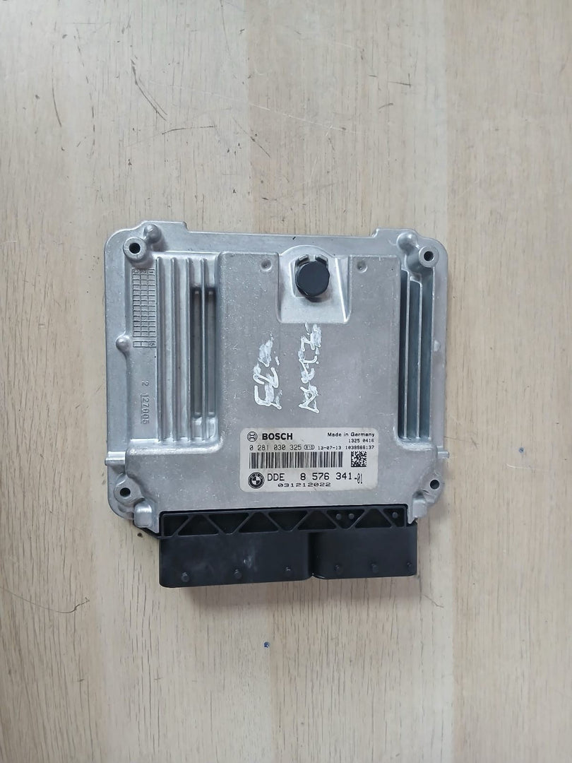 BMW F31 2.0 diesel Engine Control Unit ECU SET DDE + FEM + 2KEYS 8576341