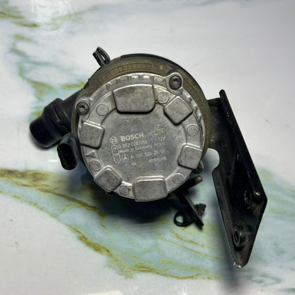 Mercedes-Benz C300 W205 W222 GLC Engine Auxiliary Water Pump Bosch A000 5002686
