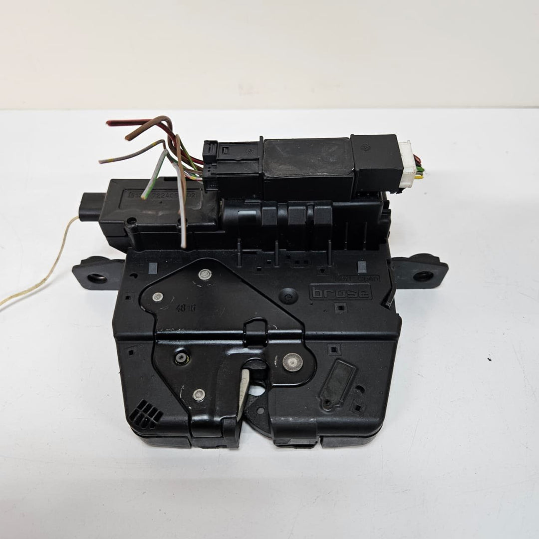 2010-2015 BMW F01 F02 F04 740i Trunk Lid Latch Lock Actuator 7269543