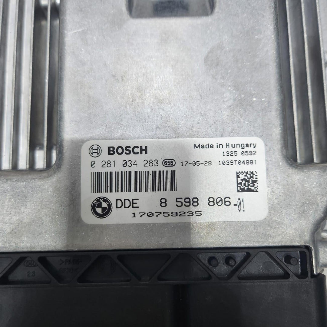 2017 BMW X3 Engine Control Unit DDE 8598806 F25 2.0D DIESEL ECU SET 