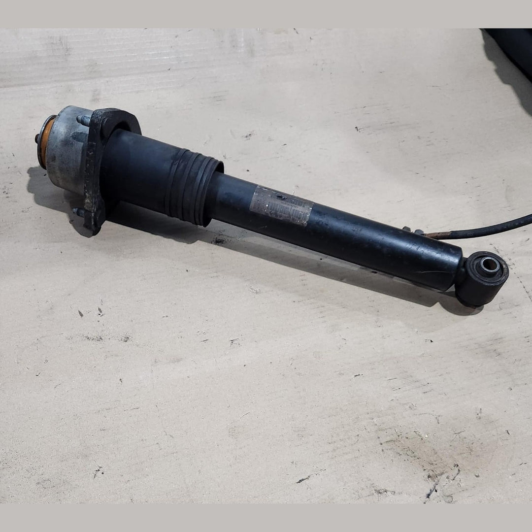 2007-2013 BMW X5 Rear Shock Absorber 6781921 X5 Series E70
