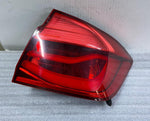 قم بتحميل الصورة إلى عارض الصور، OEM BMW 3 SERIES F30 F80 LCI REAR TAIL LIGHT ON BODY RIGHT SIDE 7369118