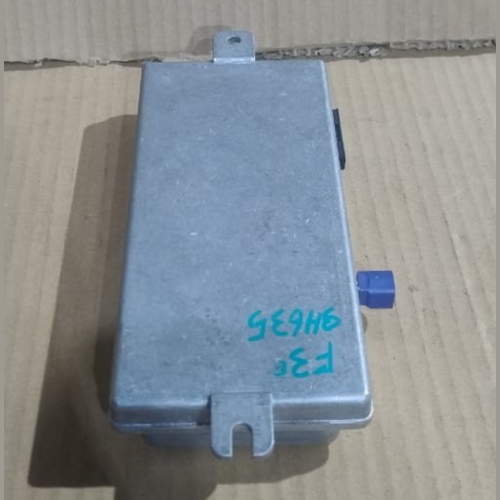 BMW 5 SERIES F06 F10 F11 F30 F31 F20 REAR VIEW CAMERA CONTROL MODULE - 9282420