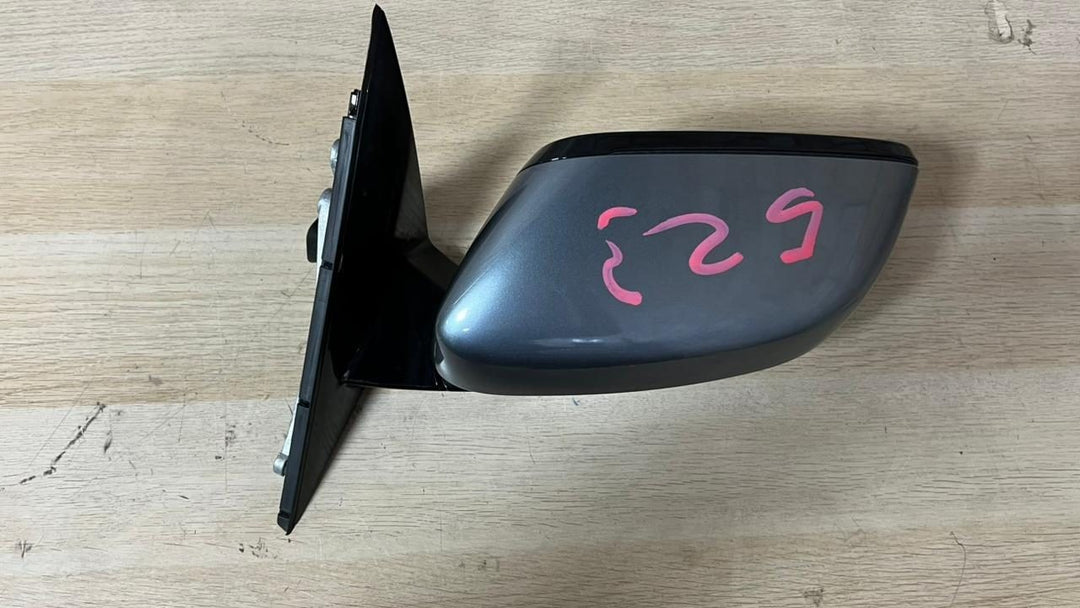 2016-2019 BMW 550i G30 RHD PASSENGER Side View Mirror 046412 CAMERA BLIND SPOT