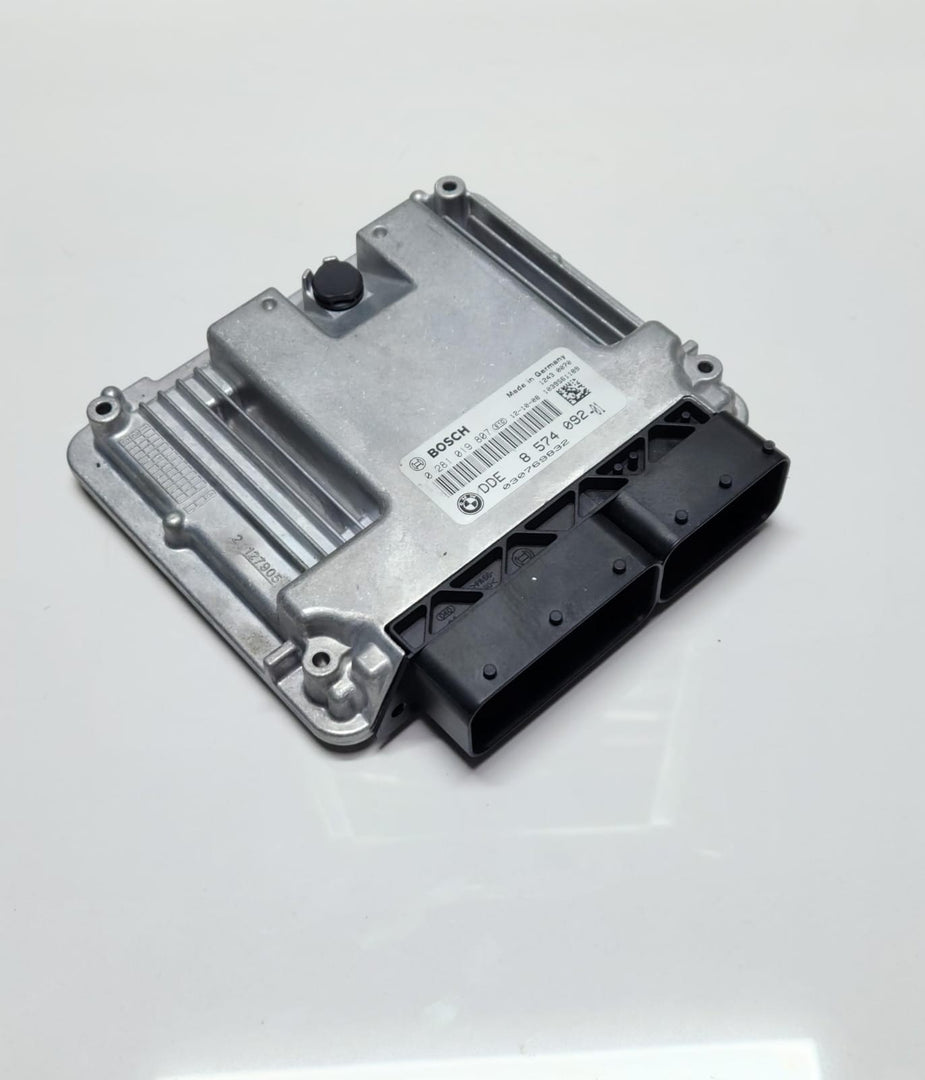 2010-2014 BMW X3 Engine Control Unit 8574092 OEM X3 F25 N47 