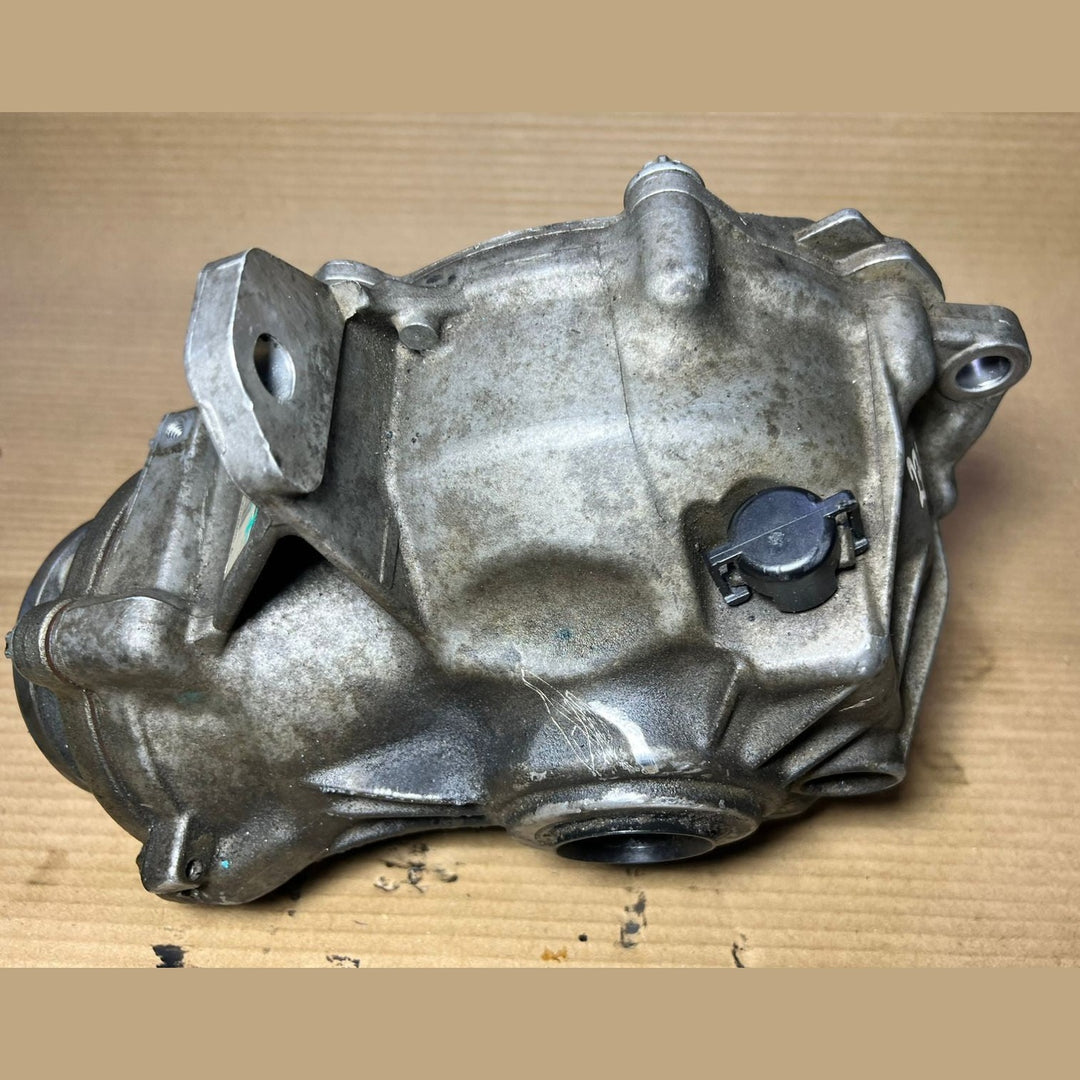 08-16 Mercedes-Benz W212 4Matic Front Axle Differential Carrier A221 3300402