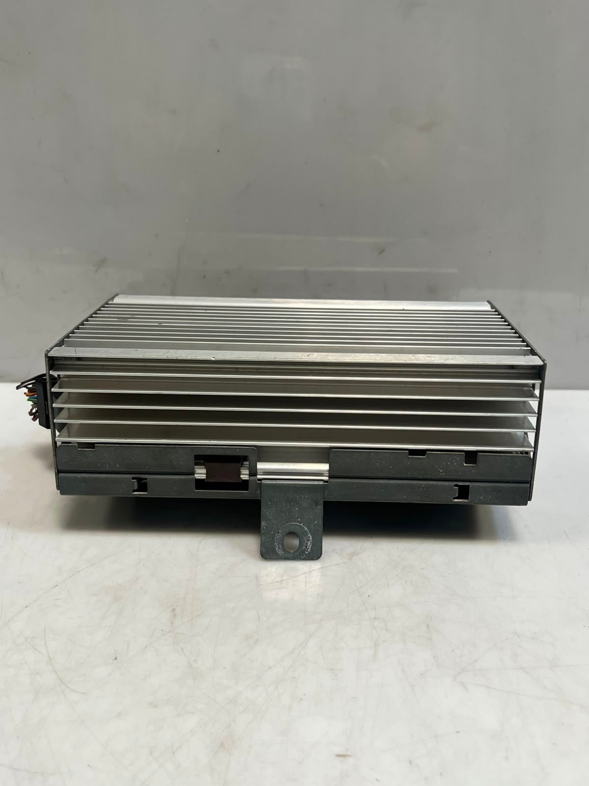2011-2013 BMW 528i F10 F11 5 Series HARMAN BECKER Audio Amplifier 9233592 OEM
