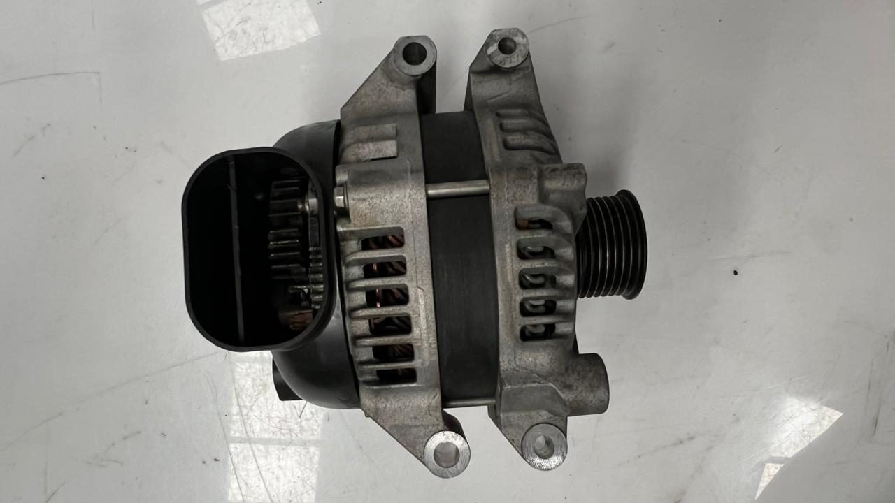 2010-2016 BMW M5 Alternator 7606628 M5 M6 F10 F06 and X6M F86 4.4 TWIN TURBO