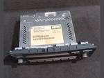 Bild in die Galerieansicht laden, BMW X1 E84 OEM CD DECK HEAD AUDIO UNIT MADE IN JAPAN P/N 9263462