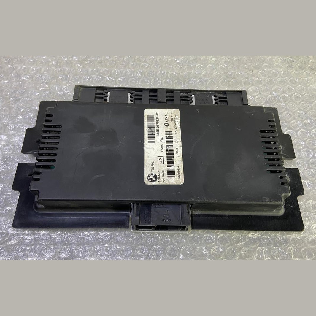 OEM BMW X5 E70 E71 07-14 LCM FRM2 43 LIGHT FOOTWELL CONTROL MODULE 9176825