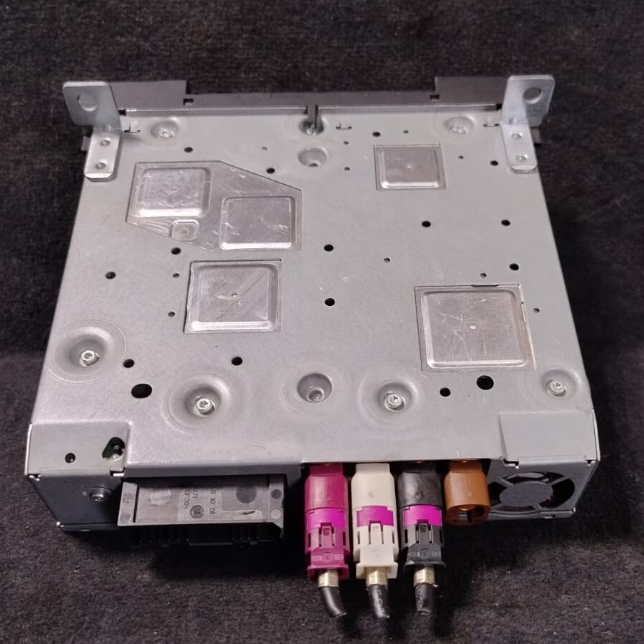 Genuine BMW DVD audio player, rear cabin CI 9228930