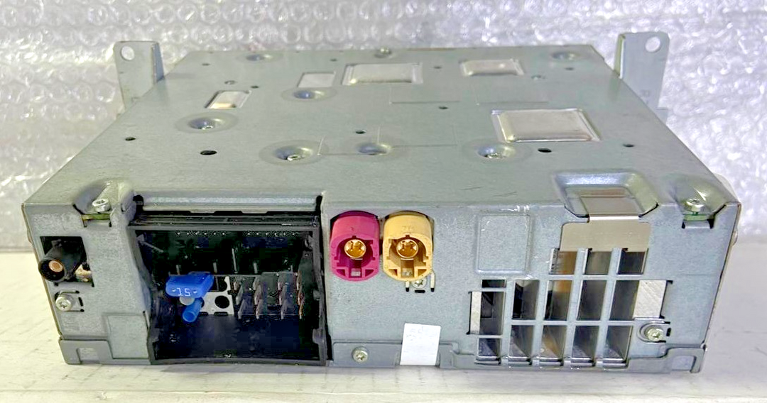 BMW X5 E70 CIC MID AUDIO SYSTEM HEAD UNIT & INFOTAINMENT CONTROL MODULE 9258275