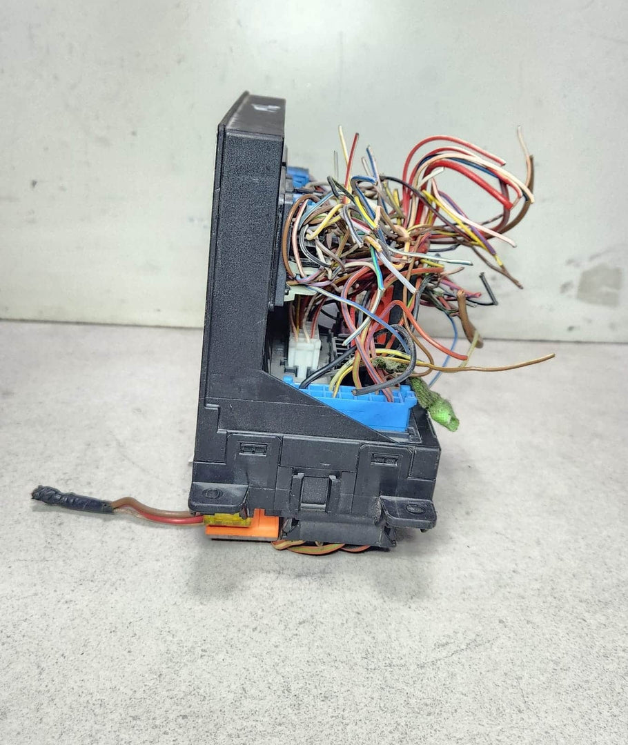 2006 Mercedes-Benz E350 Fuse And Relay Center 2115459101