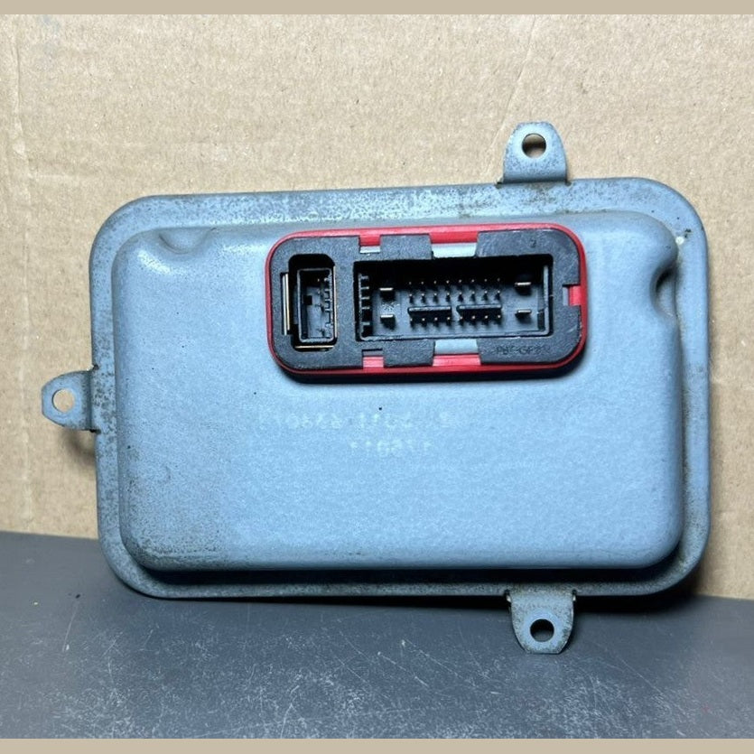 Mercedes W218 CLS Xenon Light Headlight Control Module Unit A218 9001902 OEM