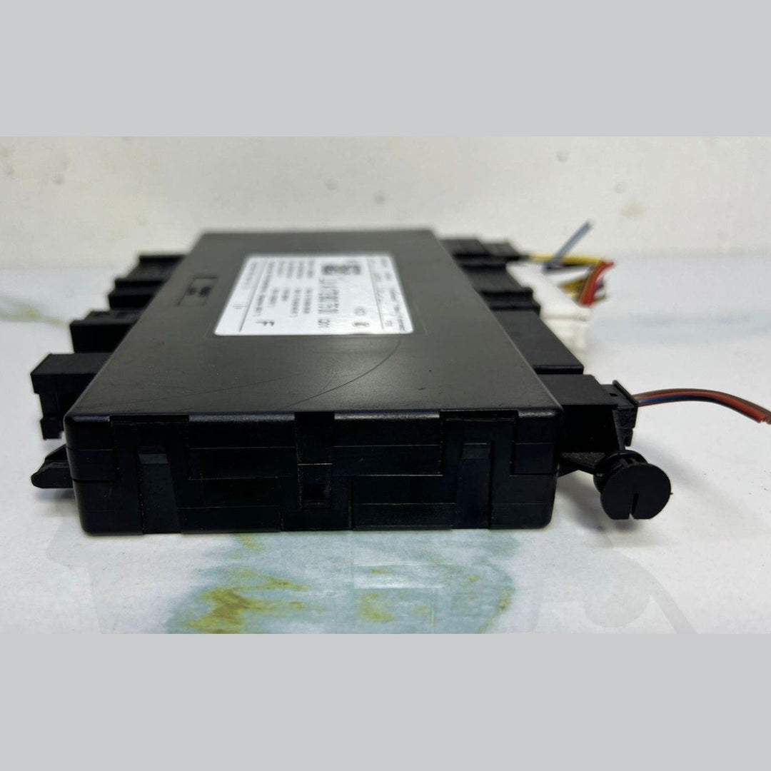 2010-2014 Mercedes-Benz C250 Front Left Seat Memory Module A 172 900 75 00