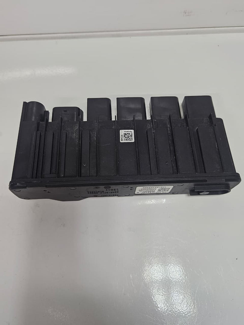 2017-2022 BMW X5 Integrated Power Supply Control Module 8583091