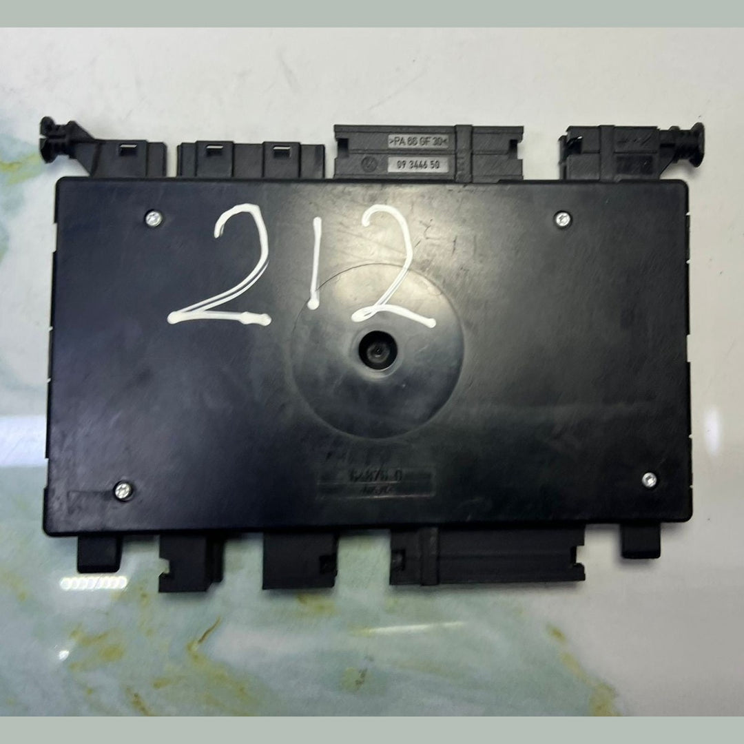 Mercedes W212 E-Class Front Passenger Side Seat Control Module A212 9005300 OEM