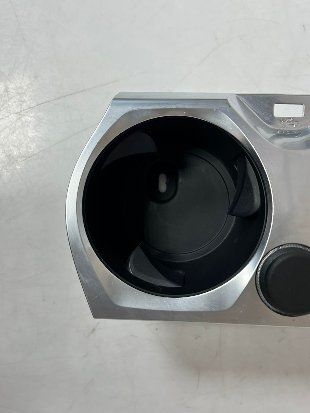 2019-2023 BMW 8' G14, G15, G16 M850i CENTRE CONSOLE Cup Holder 9396505 OEM