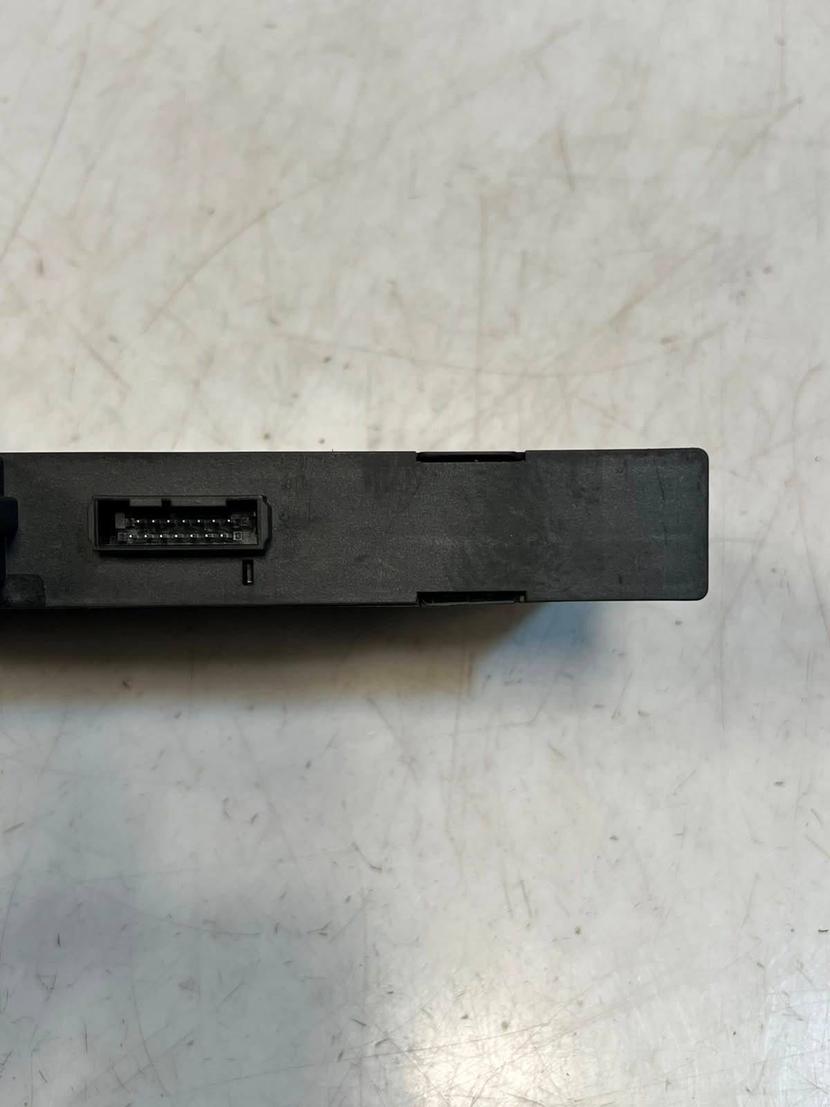 2011 BMW 328i 3 Series E92 E93 X5 X1 E70 N47N CAS3 C4 Control Module 9237046 OEM
