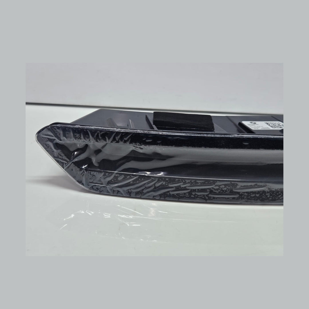 5A43BC6-Genuine 2021-22 BMW iX i20 Tailgate Tail Light Right Side ECE OEM NEW