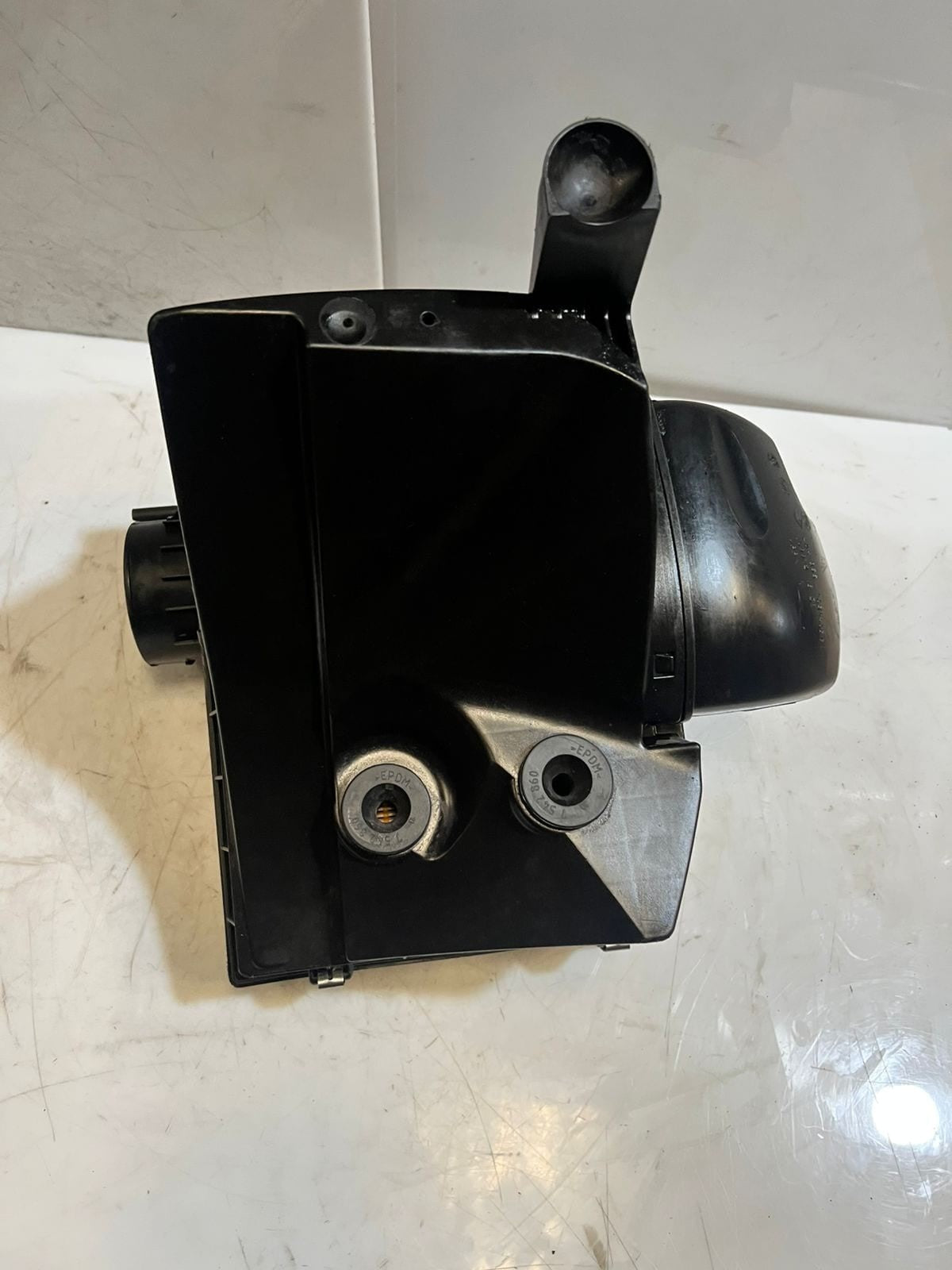 2008 BMW X3 E83 3.0L  Air INTAKE Filter Housing BOX 3415441 OEM
